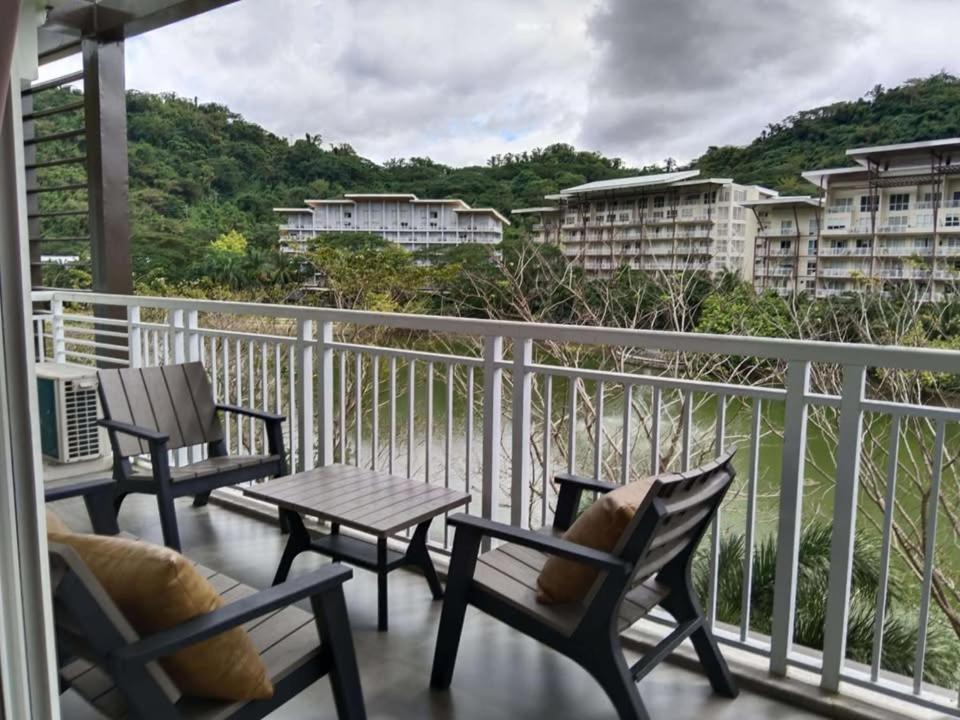Pico De Loro Beach And Country Club Cutad Ngoại thất bức ảnh